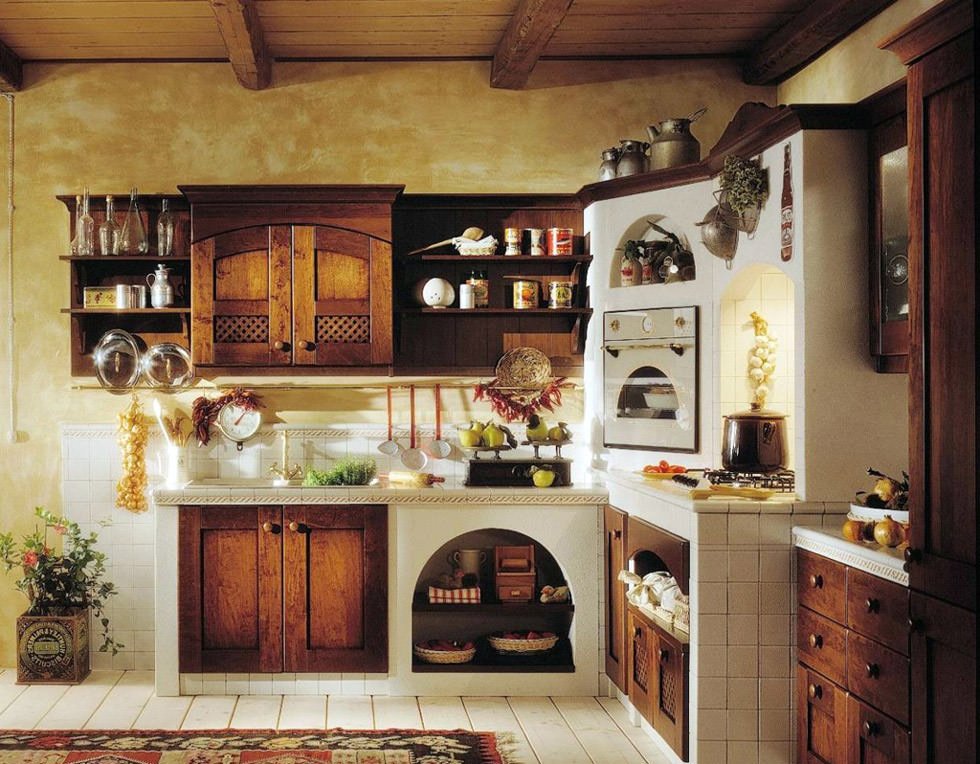 Idea cucine muratura rustica - rivestimento in piastrelle di gres porcellanato, pavimenti e soffitto in legno 