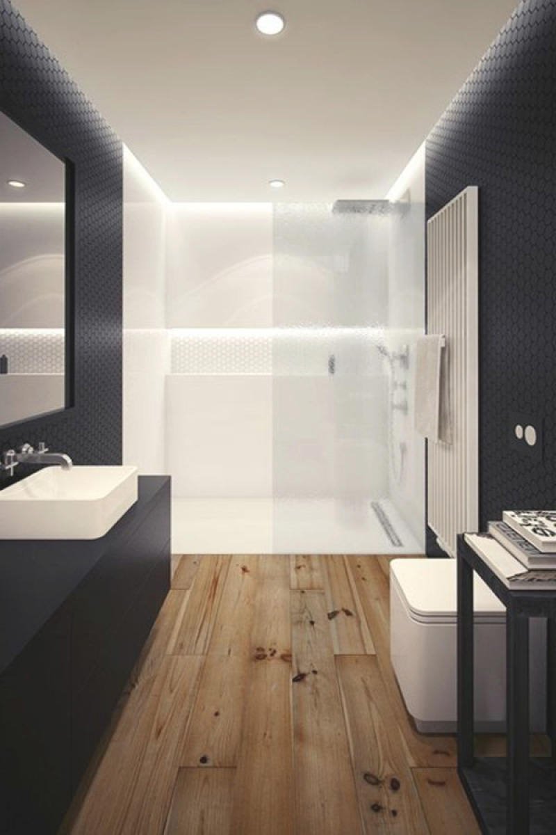 Bellissimo bagno contemporaneo moderno in bianco e nero con pavimenti in legno - controsoffitto in cartongesso con illuminazione diffusa perimetrale