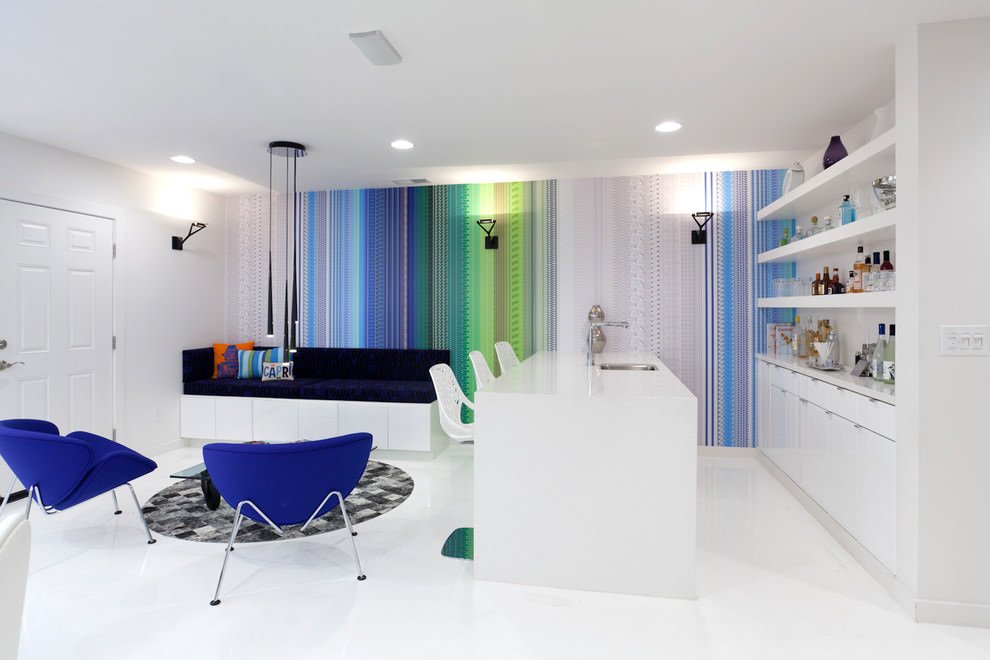 Ispirazione colorata e ultra-moderna per la piccola casa futuristica